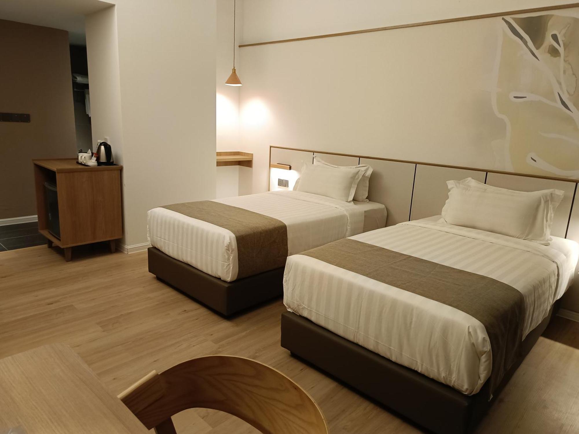 H Elite Design Hotel Kota Bharu Exterior photo