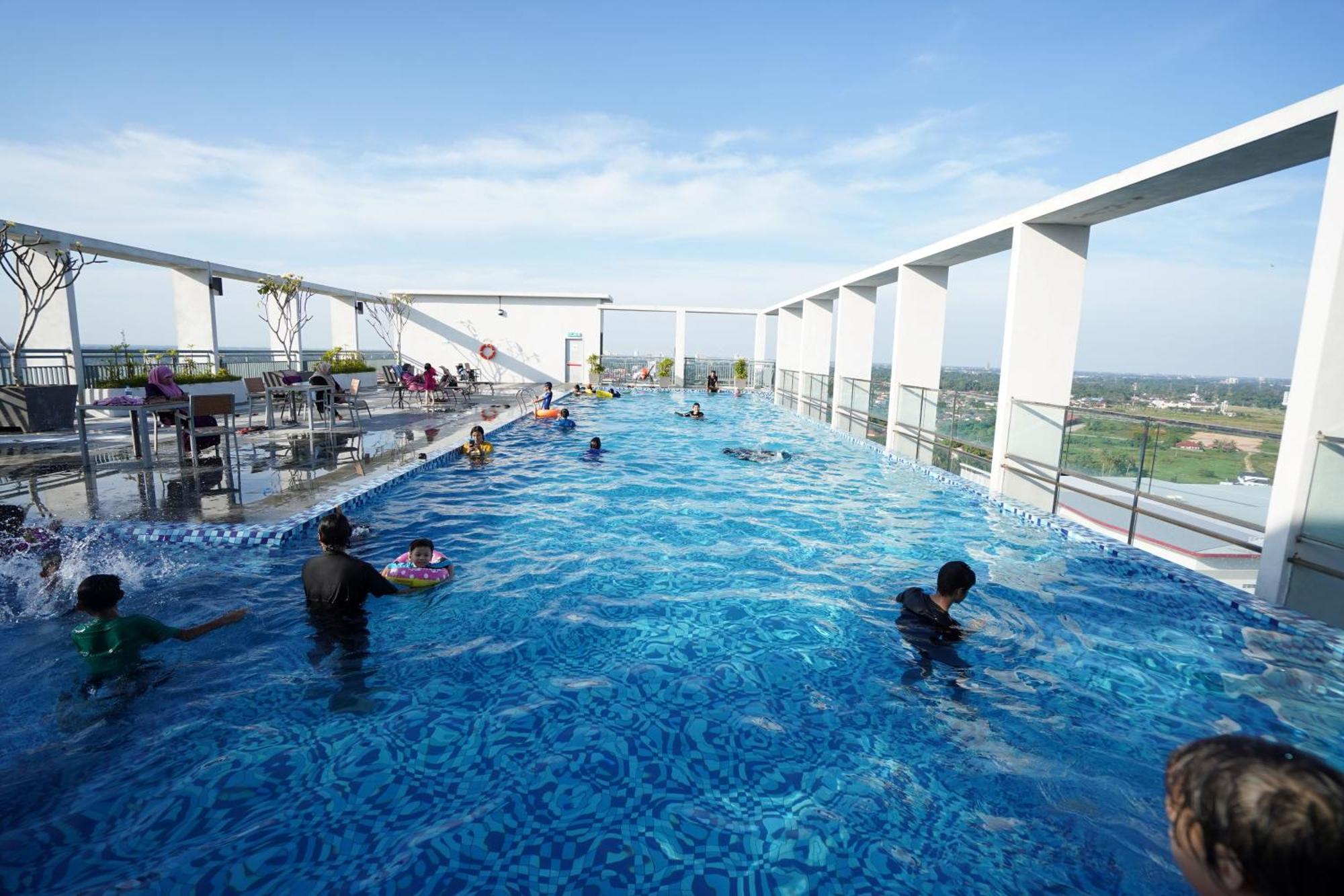 H Elite Design Hotel Kota Bharu Exterior photo