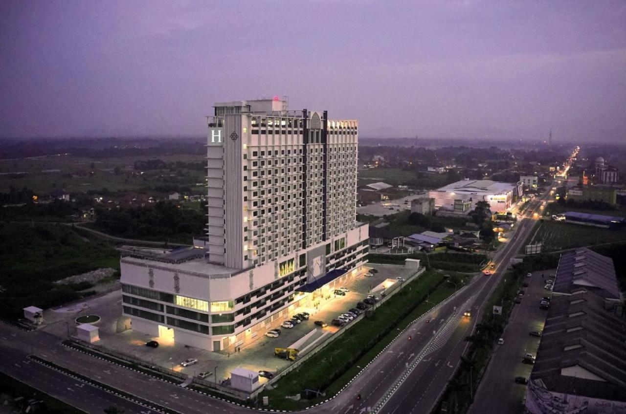H Elite Design Hotel Kota Bharu Exterior photo