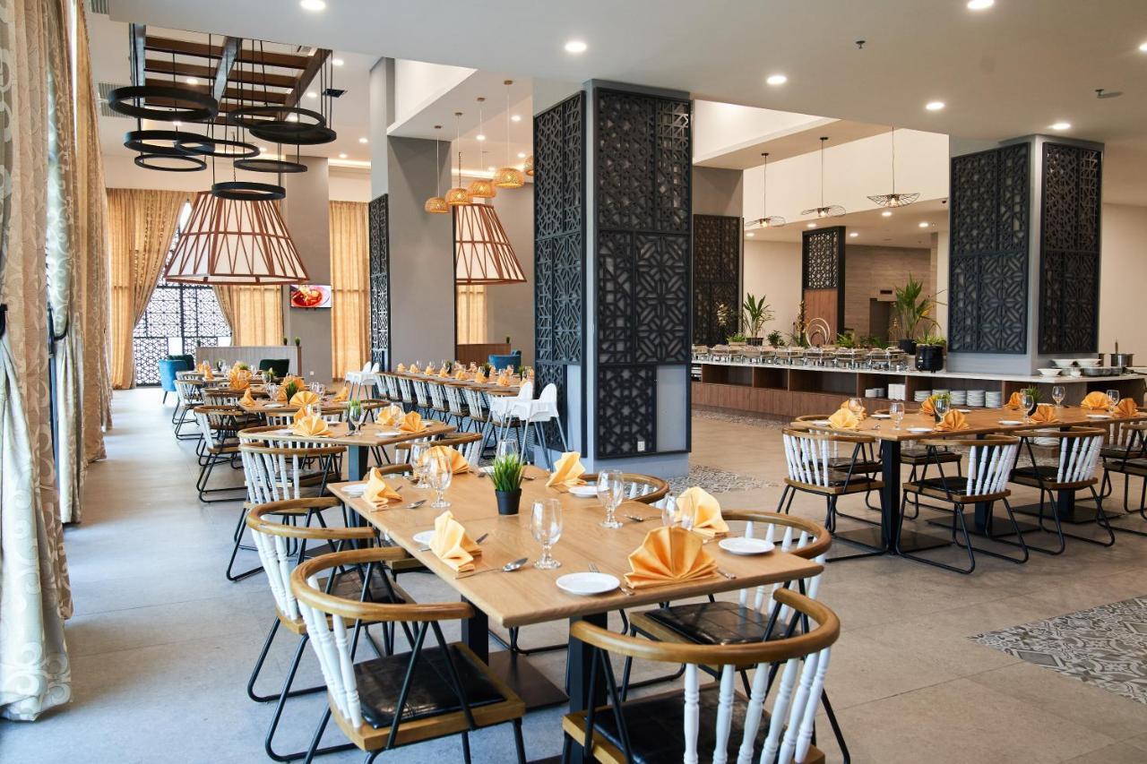 H Elite Design Hotel Kota Bharu Exterior photo